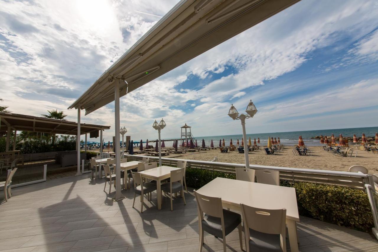 Expert Hotel Golem  Εξωτερικό φωτογραφία
